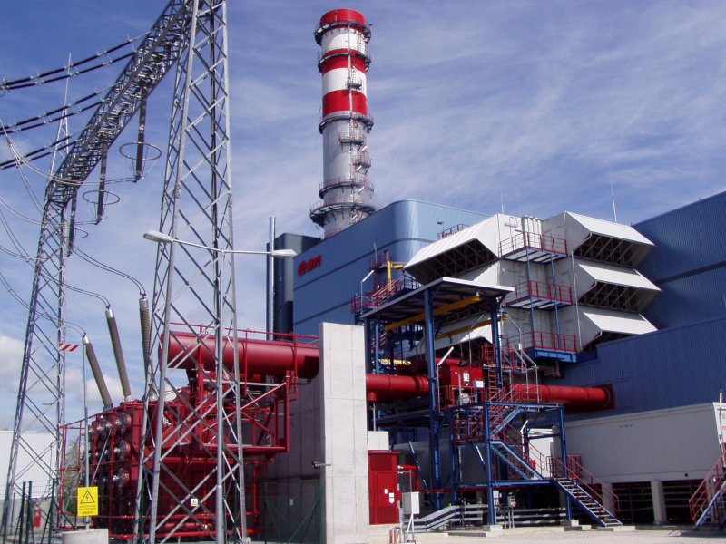 ČEZ zvažuje predaj elektrární Počerady a Chvaletice